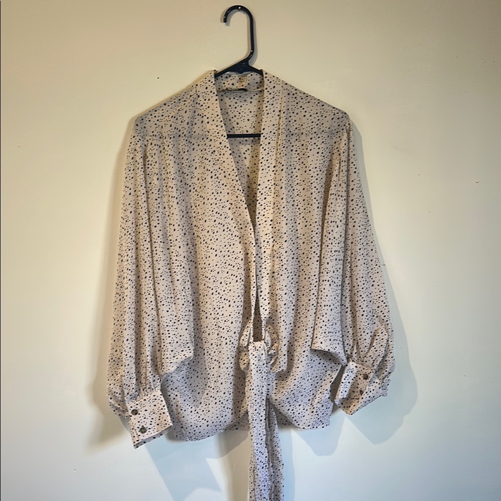 Star Polka Dot White/ Grey Blouse